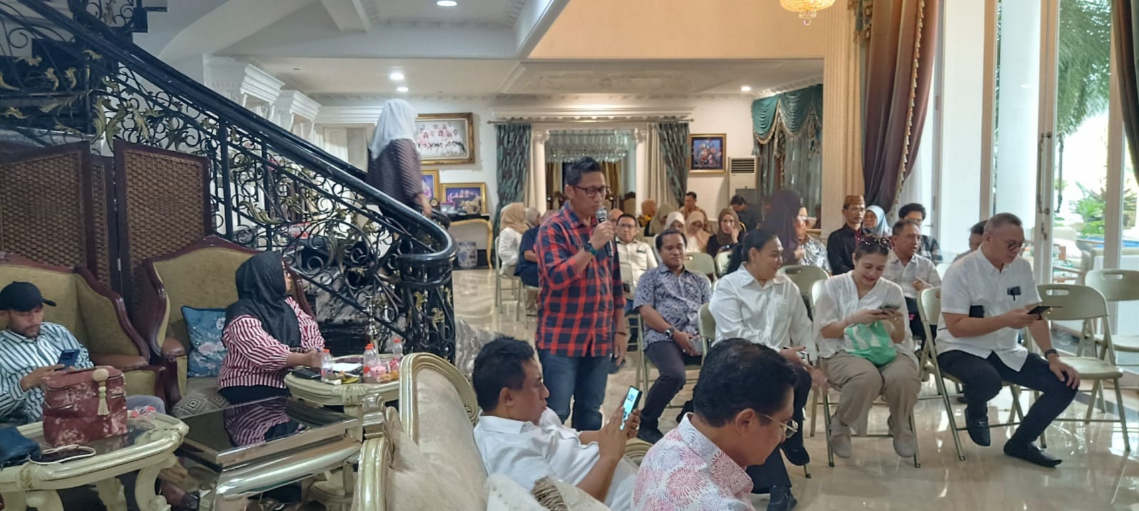 DOKUMENTASI RAPAT HARIAN