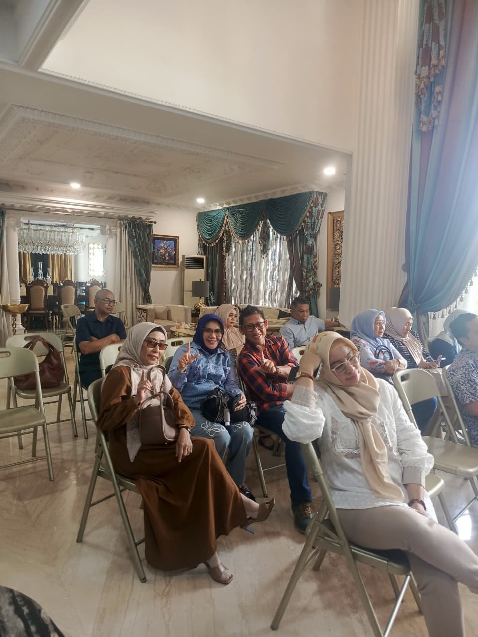 DOKUMENTASI RAPAT HARIAN